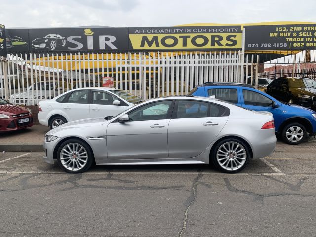 Jaguar - XE 2.0 D R-SPORT 
