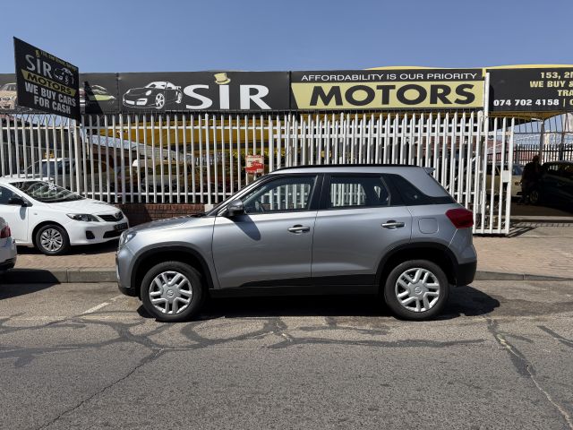 Suzuki - VITARA BREZZA