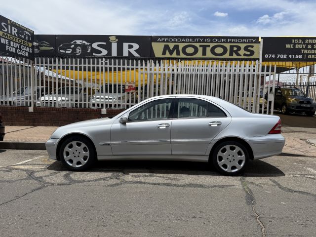 Mercedes-Benz - C320CDI 