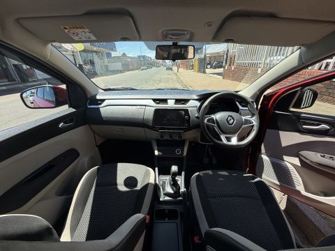 Renault - Triber 1.0 INTENSE AUTOMATIC 