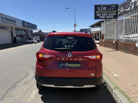 Renault - Triber 1.0 INTENSE AUTOMATIC 