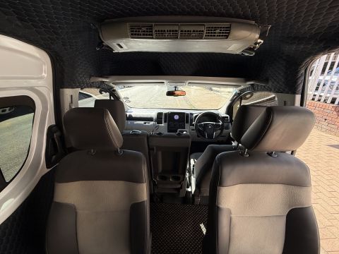 Toyota - Quantum 