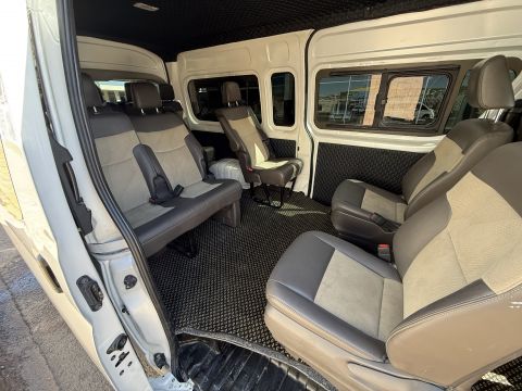 Toyota - Quantum 