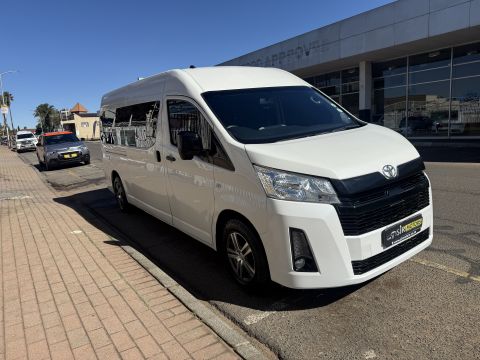 Toyota - Quantum 