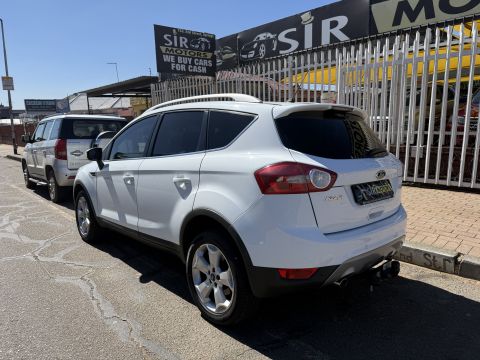 Ford - Kuga 2.5T AWD