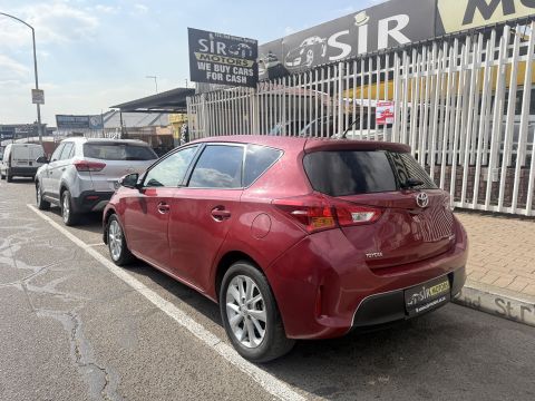 Toyota - AURIS 1.6 XR