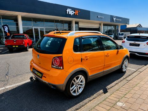 Volkswagen - POLO CROSS 1.6i 