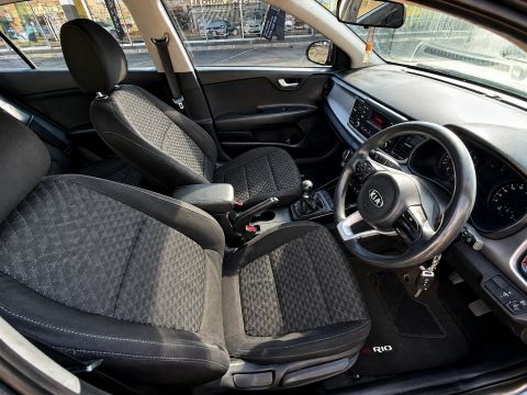 Kia - Rio 