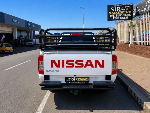 Nissan - Navara 2.5 DCI 