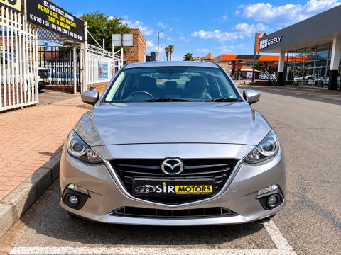 Mazda - 3 2.0 IINDIVIDUAL 