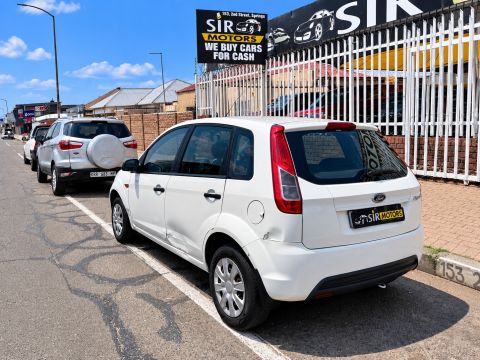 Ford - Figo 