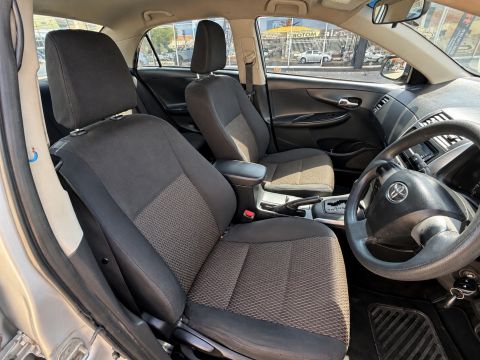 Toyota - Corolla Quest Auto 