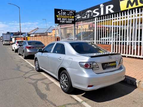 Toyota - Corolla Quest Auto 